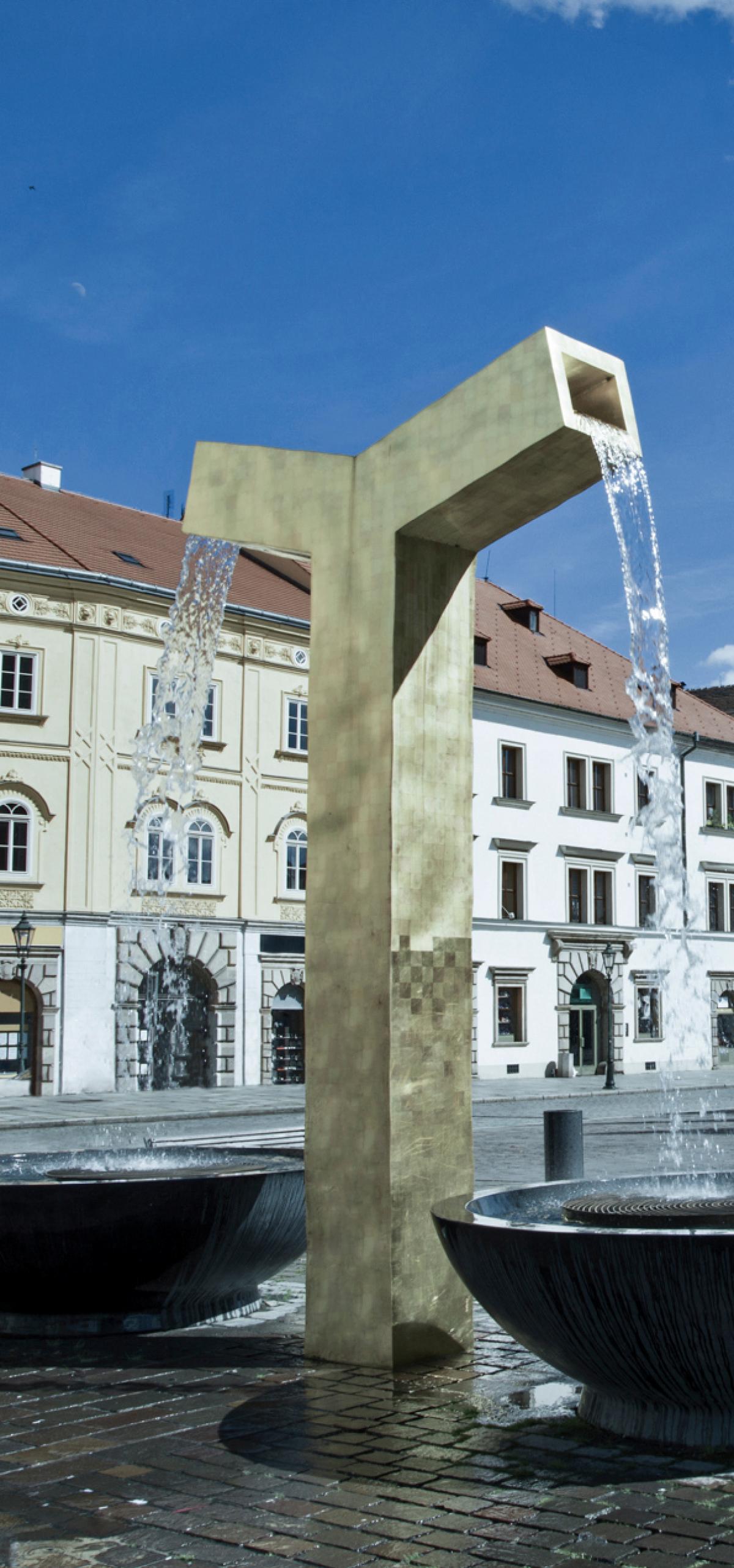 Golden fountain at Pilsen 