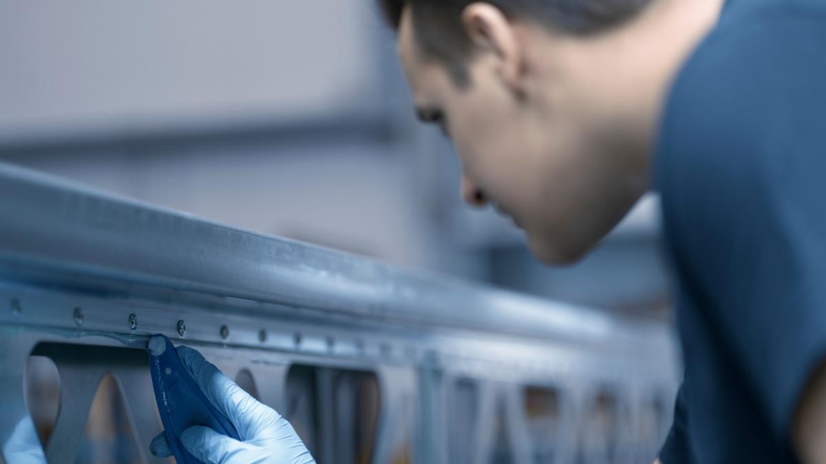 Apprentis mécatroniciens chez viastore