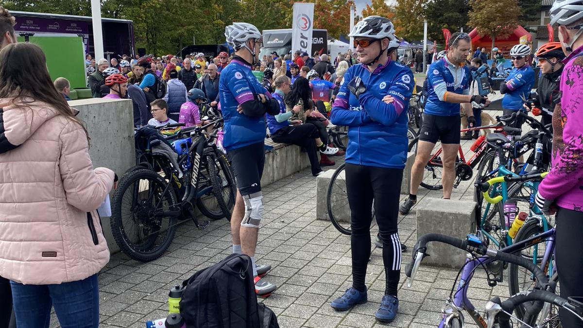 Teilnehmer  am Lila Logistik Bike Cup