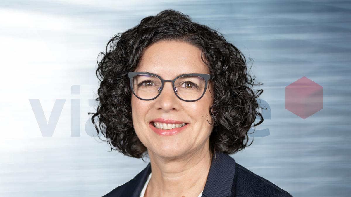 Mitarbeiterin viastore HR (Recruiting)