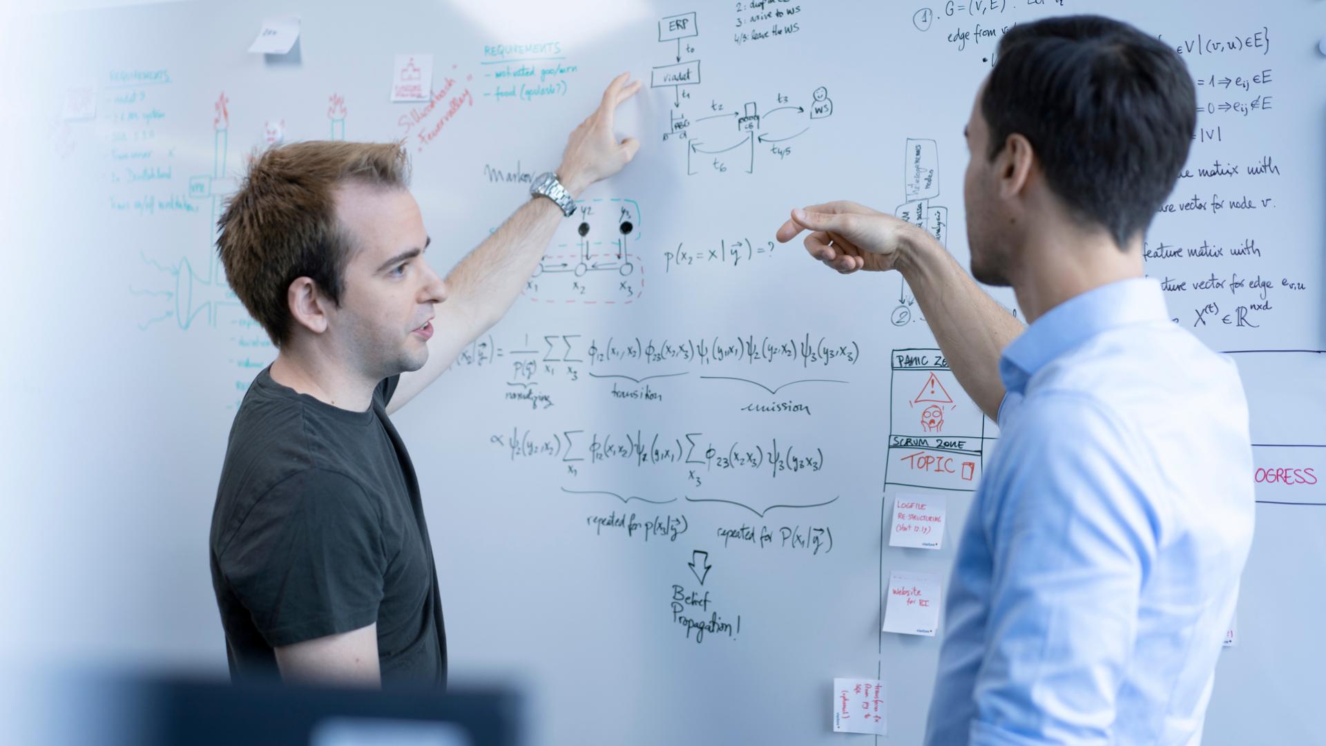 Albert Marin ist Data Scientist bei viastore