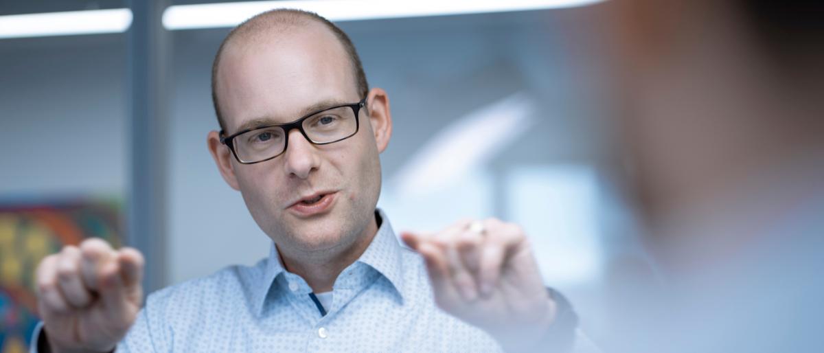 Simon Duppel é Consultor de Software Gerente viadat bei viastore