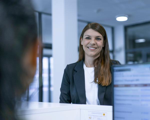 A career in service at viastore 