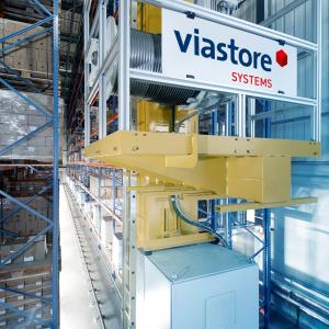 viastore Regalbediengerät im Hochregallager von Pharma-Hersteller Medice