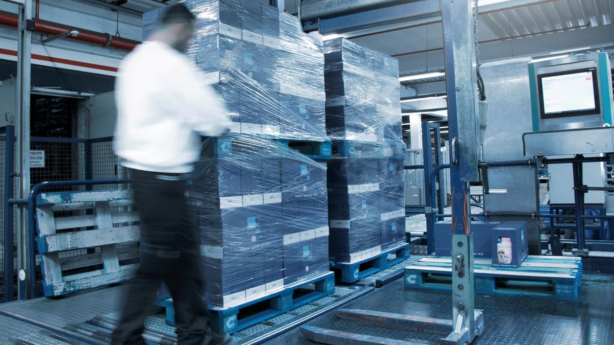 viastore Pallettenlager mit SAP EWM bei Kölln, Lebensmittelindustrie 