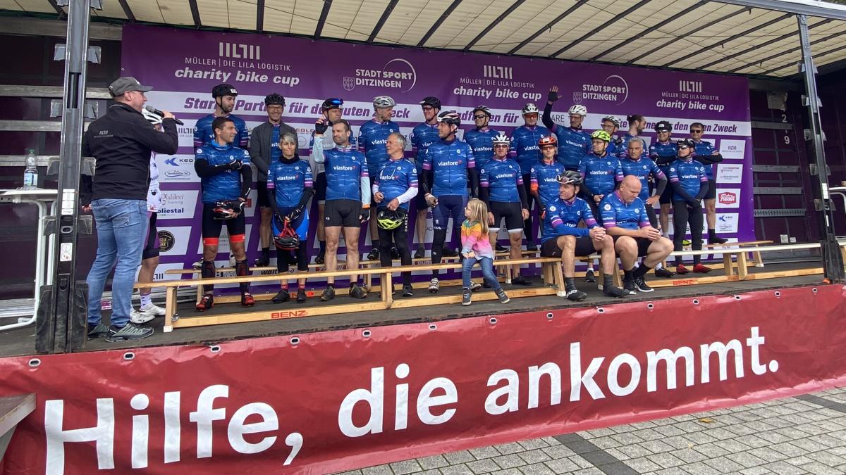 viastore Mitarbeiter beim Lila Logistik Bike Cup