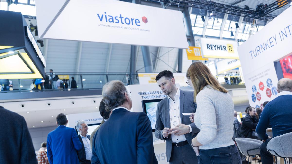 viastore Messestand Logimat 2025