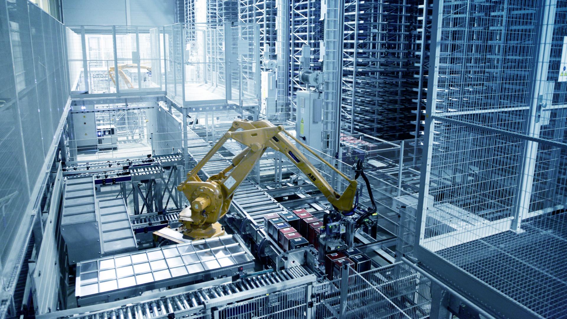 sklad skladu v obchodě Sberbank, výběr robota
