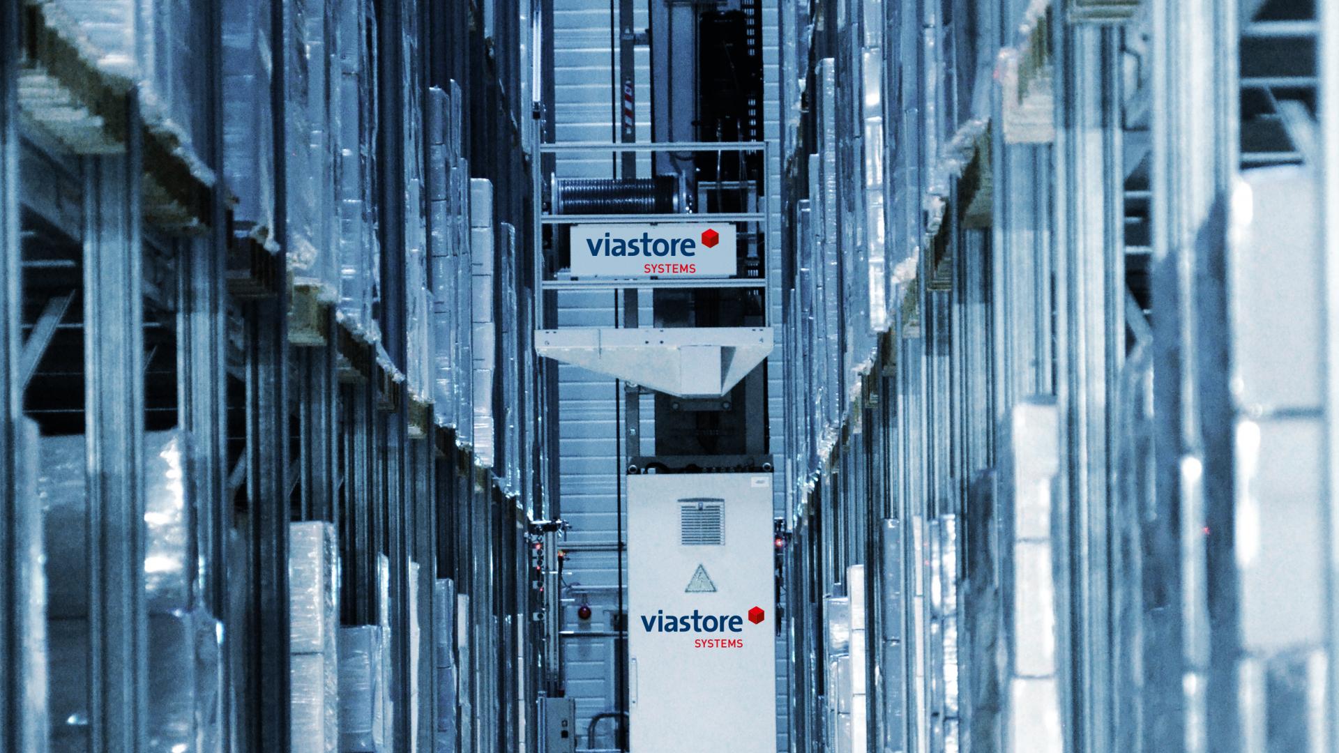 viastore AS/RS machine in the high-bay warehouse of automotive supplier Alcar