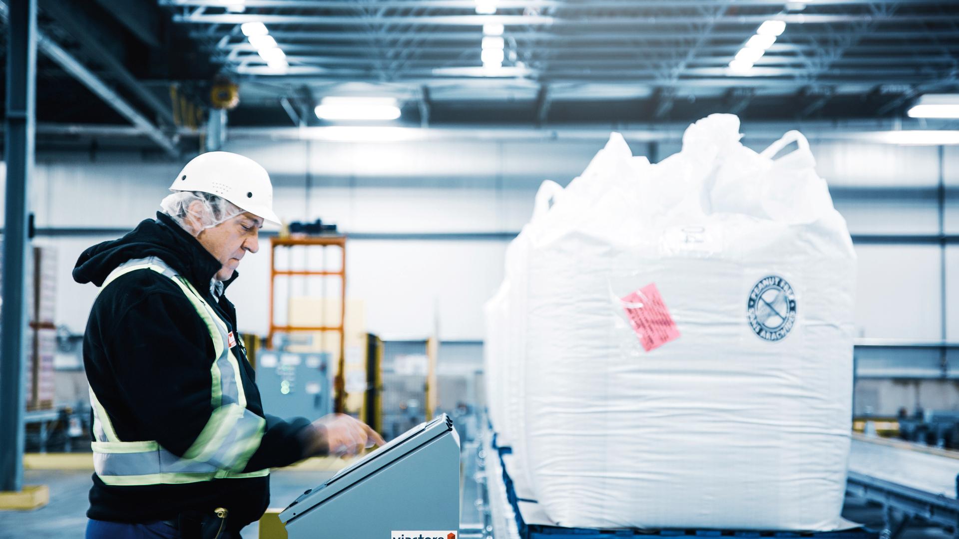 viastore pallet storage with WMS viadat at Leclerc, Food Industry