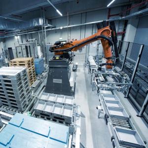 Automatisches Lager bei Phoenix Contact in Herrenberg
