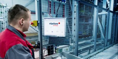 Kommissionierplatz mit SAP EWM von viastore bei Mennekes 