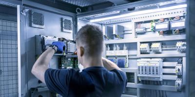 viastore DGUV Wartung der elektrischen Systeme bei Hummel, Industrielle Fertigung